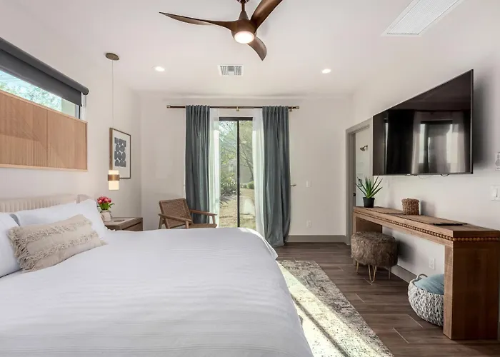 Private Desert Oasis With Heated Pool Guest Casita *